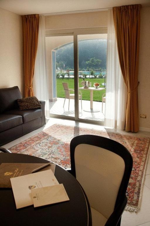 Monastero & 4*