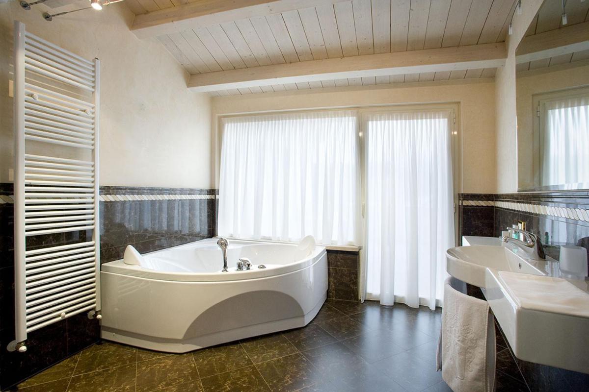 Monastero & Hotel Soiano Del Lago