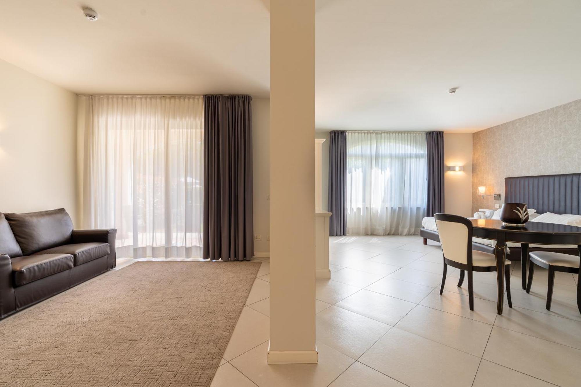 Hotel Monastero & 4*